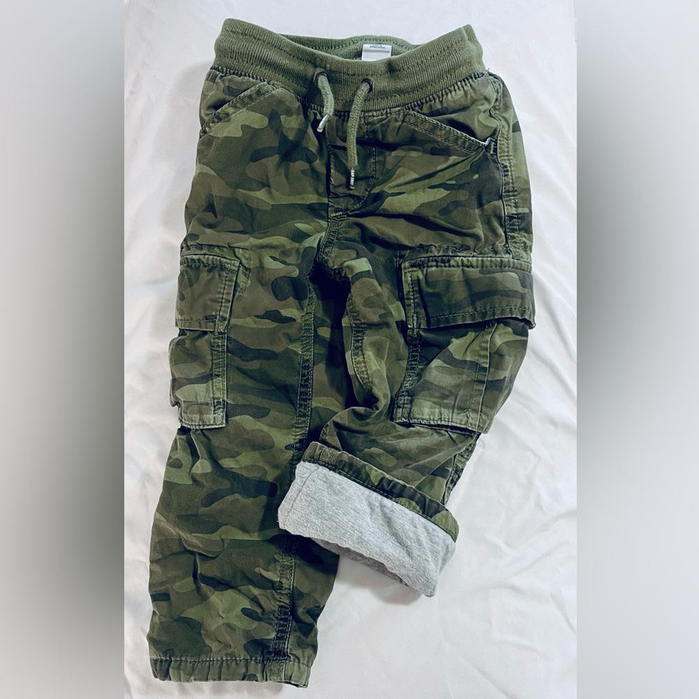 Baby Gap Fleece Lined 2T Camo Pants